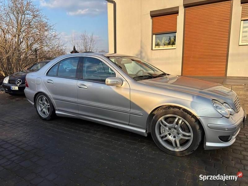 Używany Mercedes C32 AMG AMG 2003 Srebrny Sedan/Limuzyna