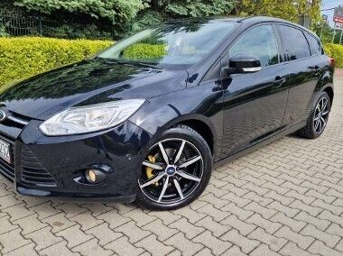Inny kolor Używany 2013 Ford Focus Sedan/Limuzyna | 18 900 zł (Uczciwa cena) - Obraz 1/4