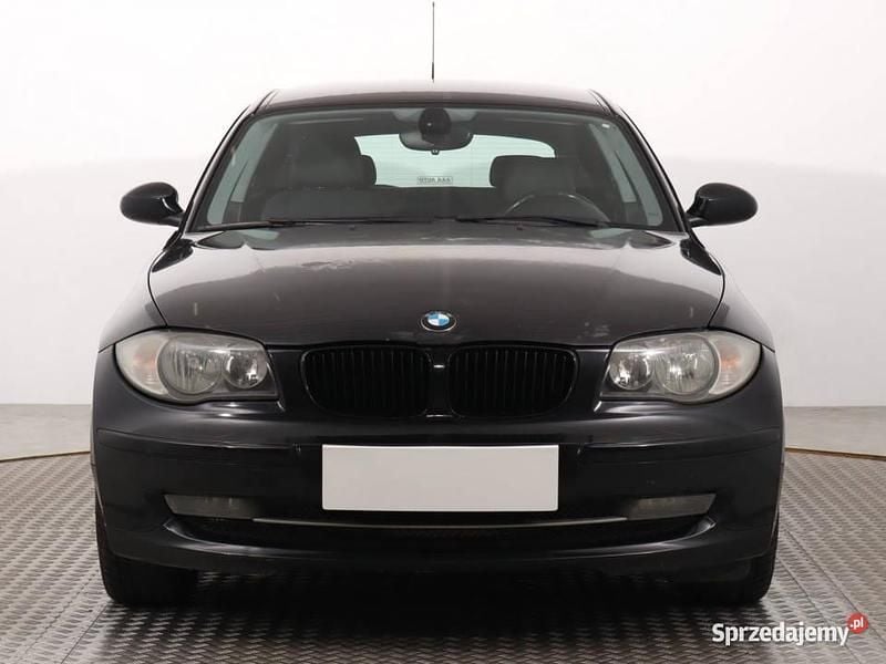 Szary Używany 2007 BMW 120 Hatchback | 8999 zł (Dobra cena) - Obraz 1/4