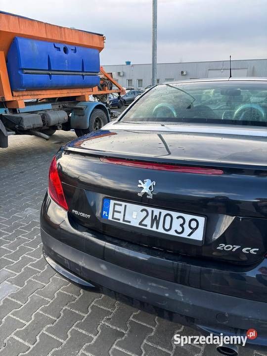 Używany Peugeot 207 CC 120 KM (88 kW) 2009 Czarny Kabriolet