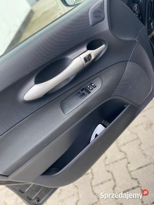 Używany 2008 Toyota Auris | 15 500 zł (Drogi) - Obraz 1/4