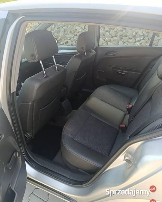 Używany 2005 Opel Astra | 9500 zł (Uczciwa cena) - Obraz 1/4
