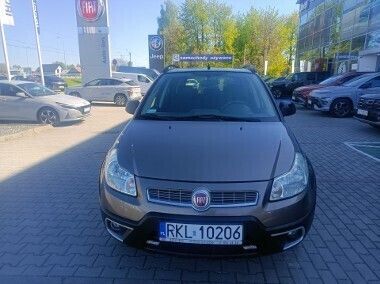 Brązowy Używany 2011 Fiat Sedici SUV | 25 900 zł (Uczciwa cena) - Obraz 1/4