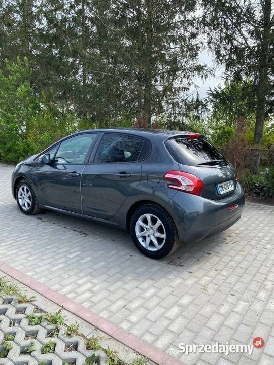 Używany Peugeot 208 Style 2015 Szary Hatchback