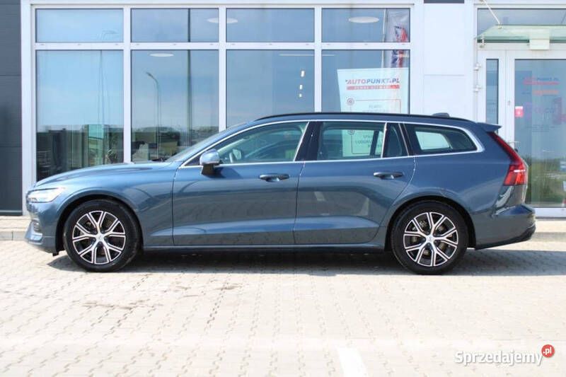 Używany 2023 Volvo V60 Kombi | 134 900 zł (Uczciwa cena) - Obraz 1/4