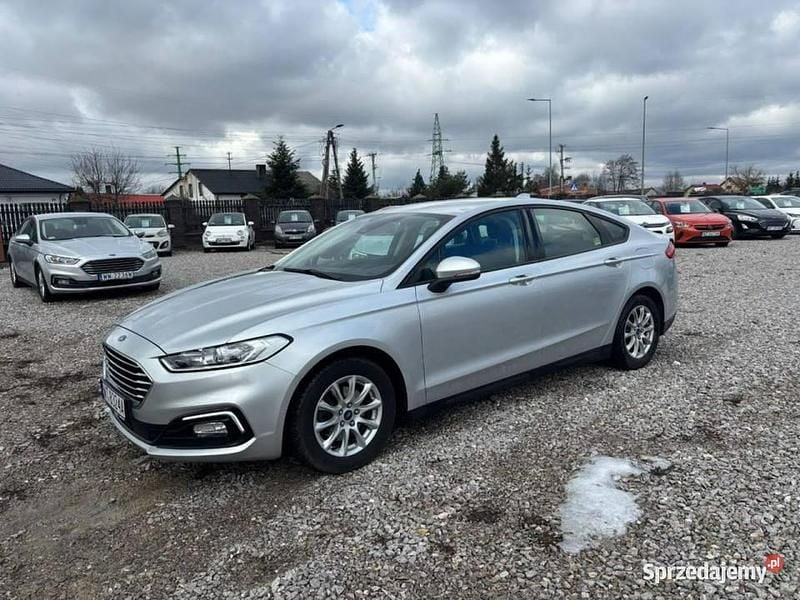 Używany Ford Mondeo Trend 150 KM (110 kW) 2020 Srebrny Sedan/Limuzyna