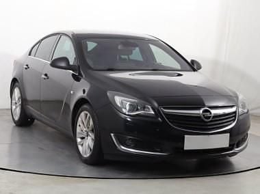 Używany Opel Insignia 170 KM (125 kW) 2015 Czarny Hatchback