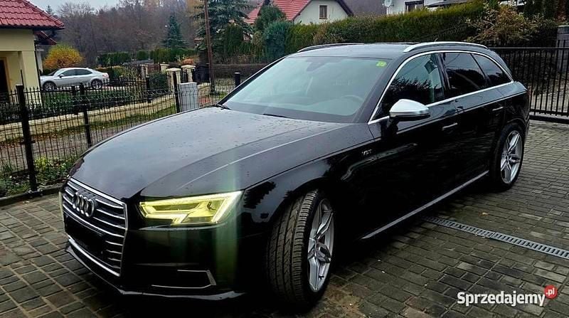 Używany Audi A4 S-Line 2016 Czarny Kombi