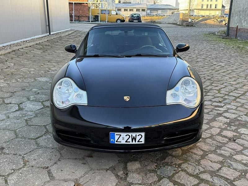 Używany Porsche 911 320 KM (235 kW) 2002 Czarny Kabriolet