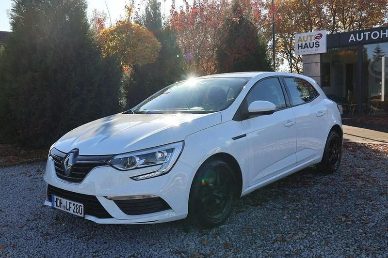 Biały (metalik) Używany 2019 Renault Mégane IV Sedan/Limuzyna | 39 700 zł (Dobra cena) - Obraz 1/4