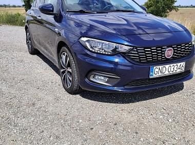 Inny kolor Używany 2019 Fiat Tipo | 40 000 zł (Dość drogi) - Obraz 1/4