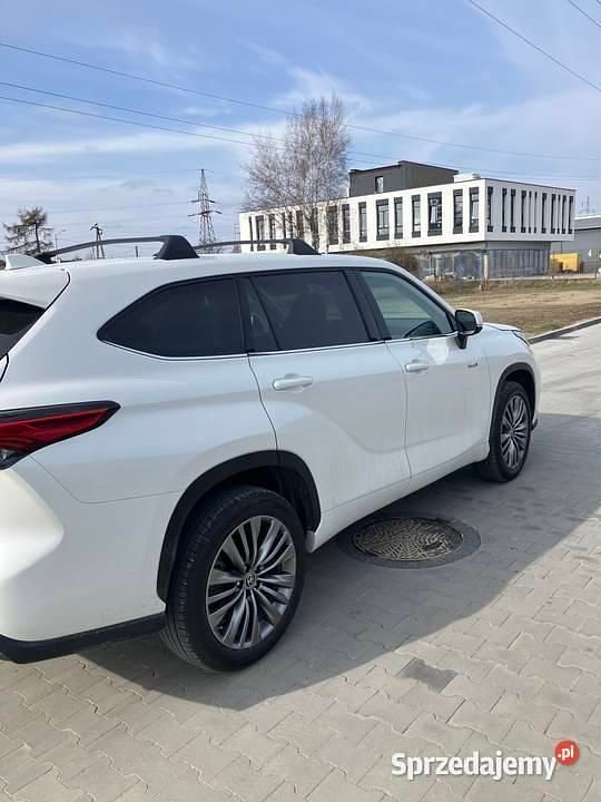 Biały Używany 2021 Toyota Highlander SUV | 135 000 zł - Obraz 1/4