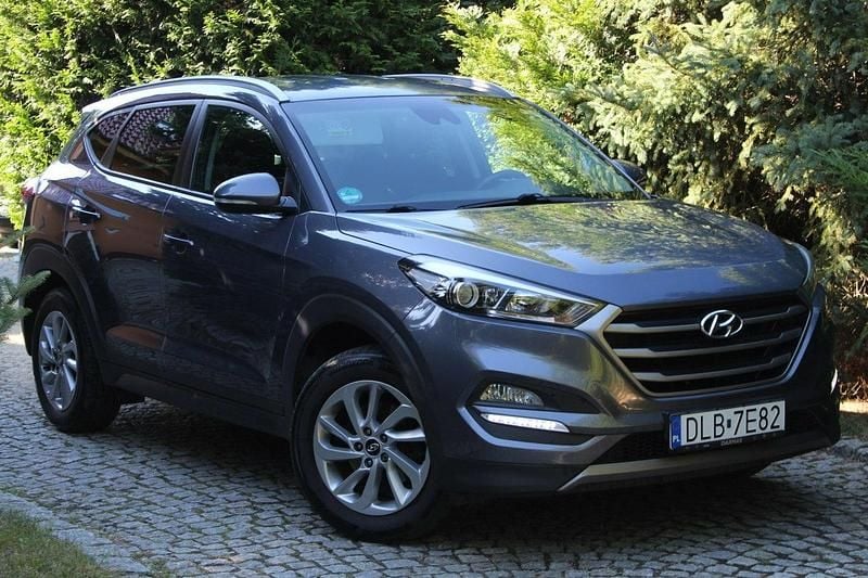 Szary Używany 2015 Hyundai Tucson SUV | 60 800 zł (Uczciwa cena) - Obraz 1/4
