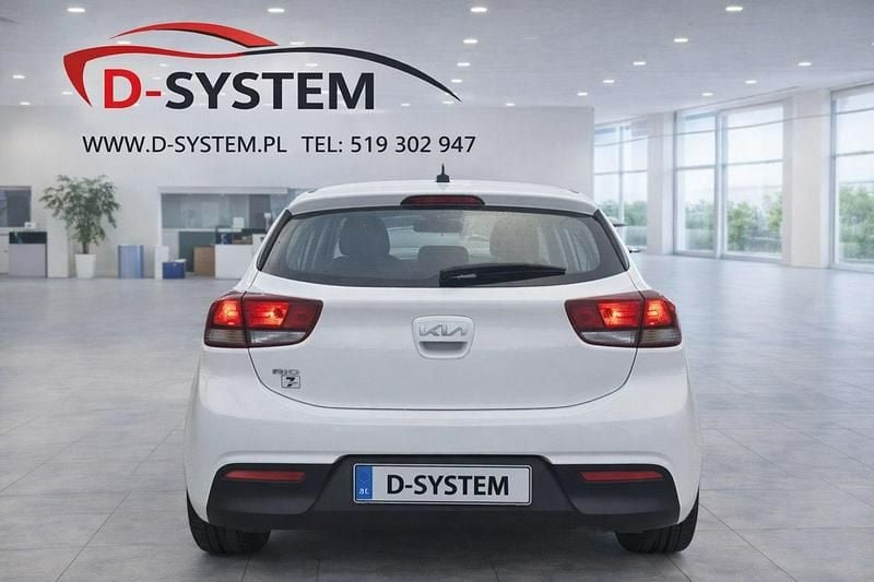 Używany Kia Rio 100 KM (73 kW) 2021 Biały Hatchback
