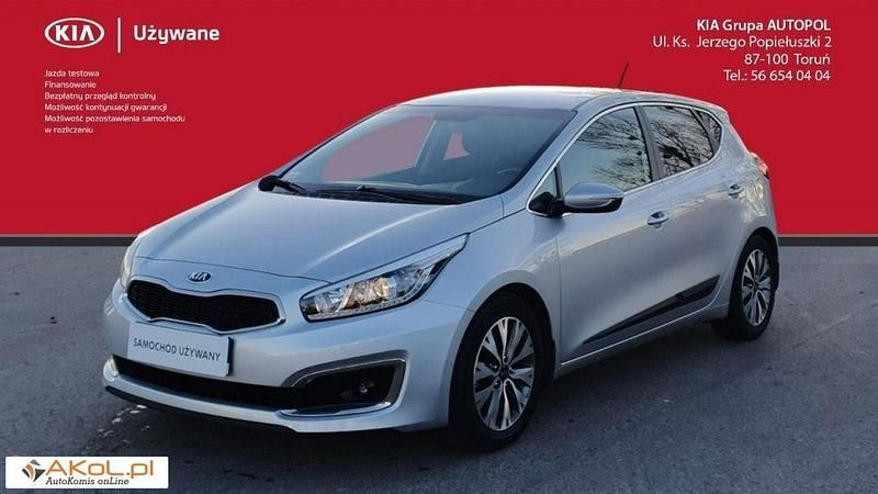 Srebrny (metalik) Używany 2016 Kia Ceed 2 Hatchback | 45 900 zł - Obraz 1/1