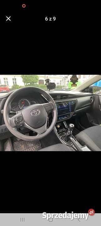 Używany 2018 Toyota Auris | 55 000 zł (Uczciwa cena) - Obraz 1/4