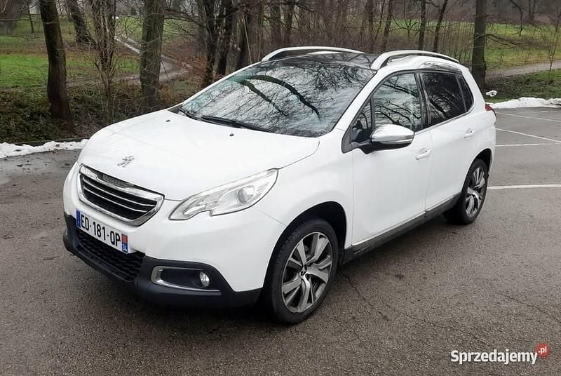 Biały Używany 2016 Peugeot 2008 Allure SUV | 34 900 zł (Dobra cena) - Obraz 1/4