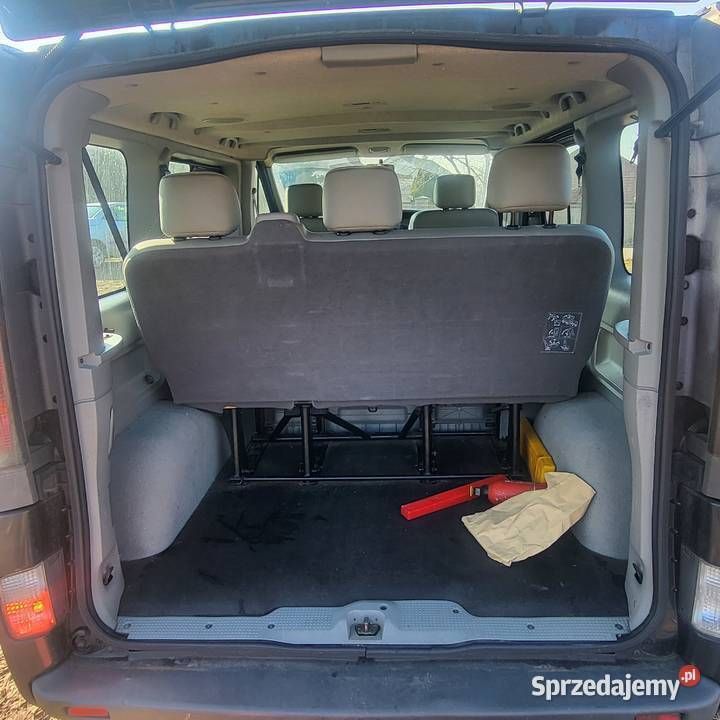 Używany Renault Trafic Privilege 2004 Minivan