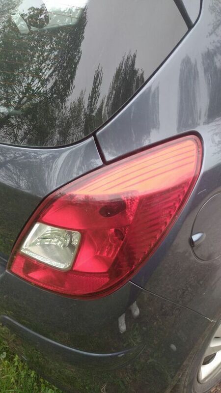 Używany Opel Corsa 75 KM (55 kW) 2009 Szary Hatchback