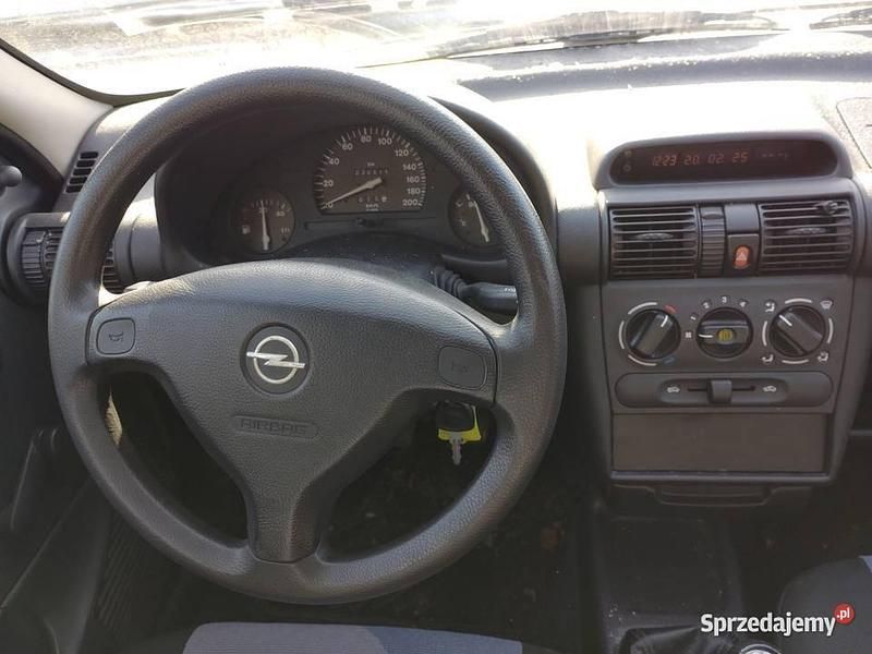 Używany Opel Corsa 1999 Biały Hatchback