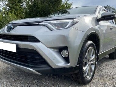 Szary Używany 2017 Toyota RAV4 Hybrid SUV | 79 900 zł (Uczciwa cena) - Obraz 1/4