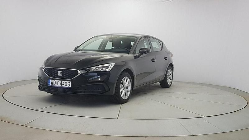 Używany Seat Leon 131 KM (96 kW) 2021 Czarny Hatchback