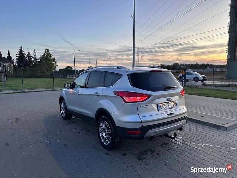 Używany Ford Kuga 2016 Srebrny SUV