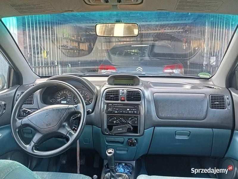 Używany Mitsubishi Space Star 2002 Minivan