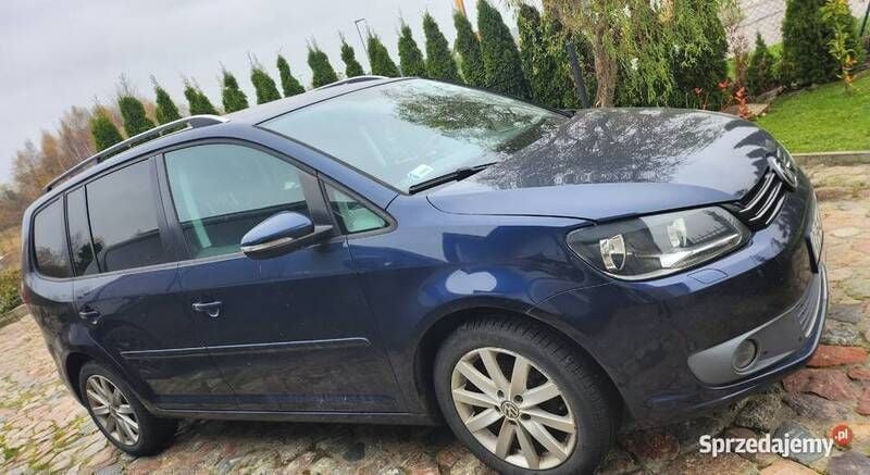 Granatowy Używany 2011 VW Touran Minivan | 23 900 zł (Uczciwa cena) - Obraz 1/4