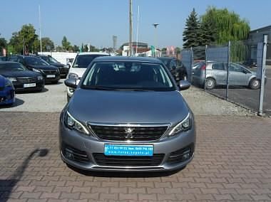Srebrny Używany 2018 Peugeot 308 Hatchback | 42 700 zł (Uczciwa cena) - Obraz 1/4