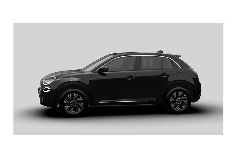 Nowe Fiat 600 Pop 110 KM (80 kW) 2025 Lakier pastelowy czarny cinema SUV