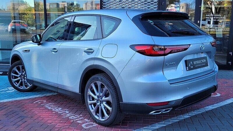 Używany Mazda CX-60 254 KM (186 kW) 2023 Srebrny SUV