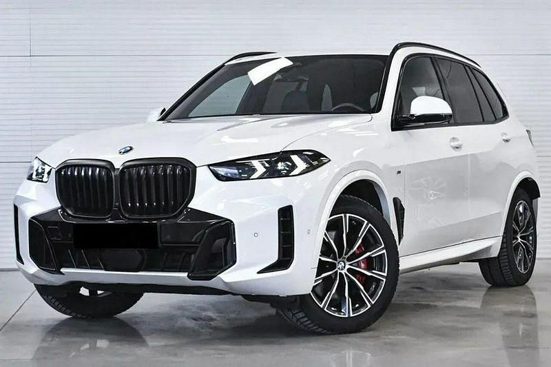 Biały Używany 2024 BMW X5 Comfort Edition SUV | 354 271 zł (Dość drogi) - Obraz 1/4