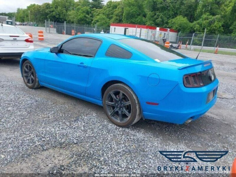 Niebieski Używany 2013 Ford Mustang Coupe | 32 870 zł - Obraz 1/3