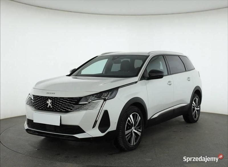 Używany Peugeot 5008 2023 Biały SUV