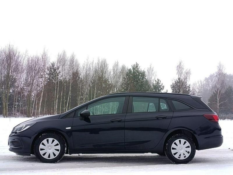 Używany Opel Astra 2018 Inny kolor Kombi