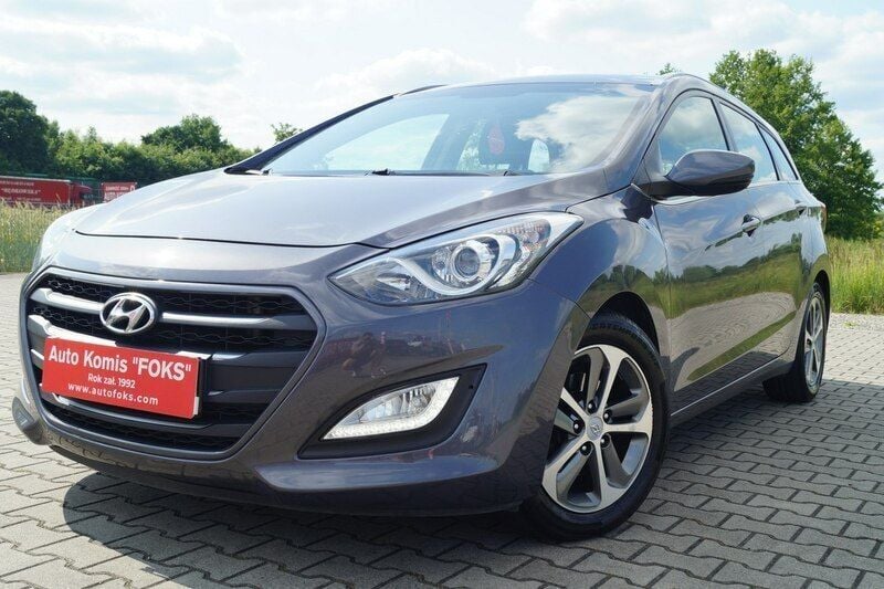 Grafitowy (metalik) Używany 2016 Hyundai i30 Kombi | 35 900 zł (Uczciwa cena) - Obraz 1/4