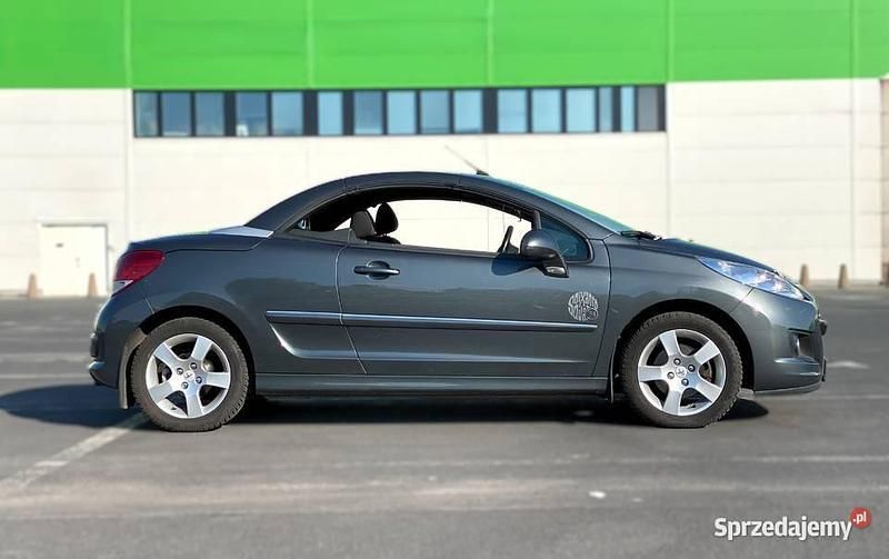 Używany 2012 Peugeot 207 CC Kabriolet | 19 800 zł (Dość drogi) - Obraz 1/4