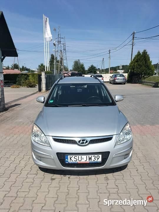 Używany Hyundai i30 2008 Szary Sedan/Limuzyna