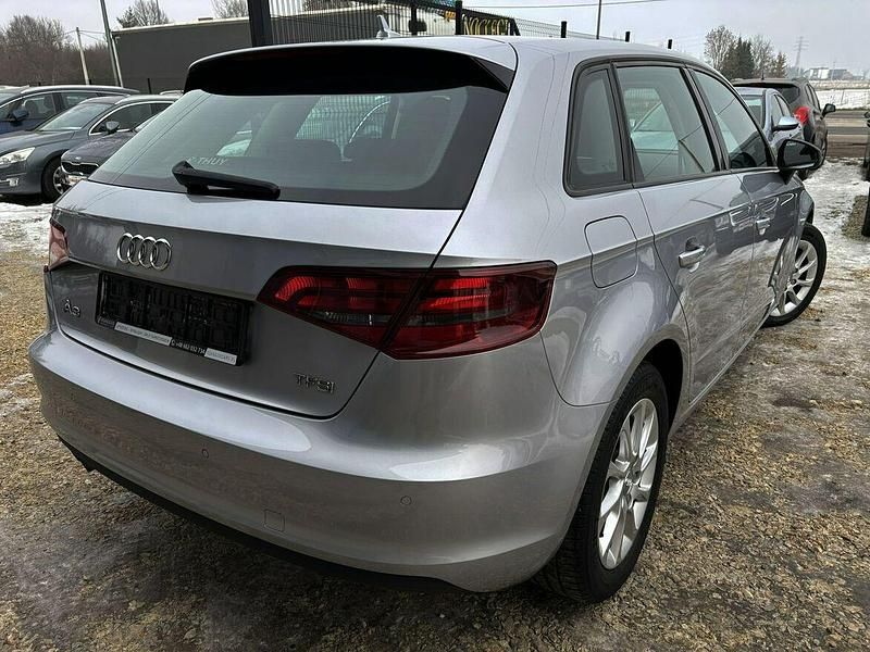 Używany Audi A3 Sportback 2016 Szary Hatchback