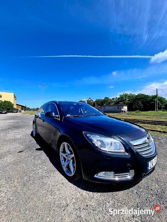 Używany 2010 Opel Insignia | 22 500 zł (Drogi) - Obraz 1/4