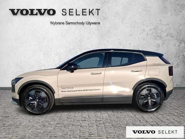 Używany Volvo EX30 314 kW (428 KM) 2026 Beżowy SUV