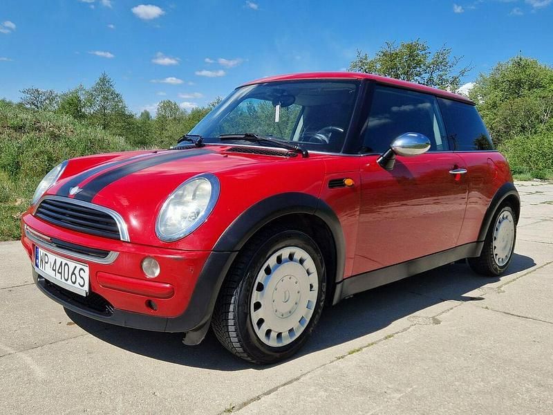 Czerwony Używany 2003 Mini ONE Hatchback | 5900 zł (Uczciwa cena) - Obraz 1/4