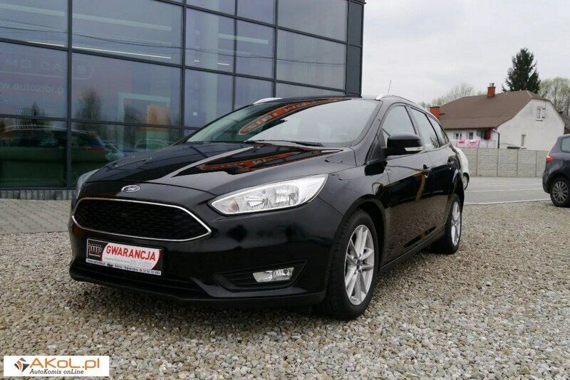 Używany Ford Focus 119 KM (87 kW) 2016 Czarny Sedan/Limuzyna