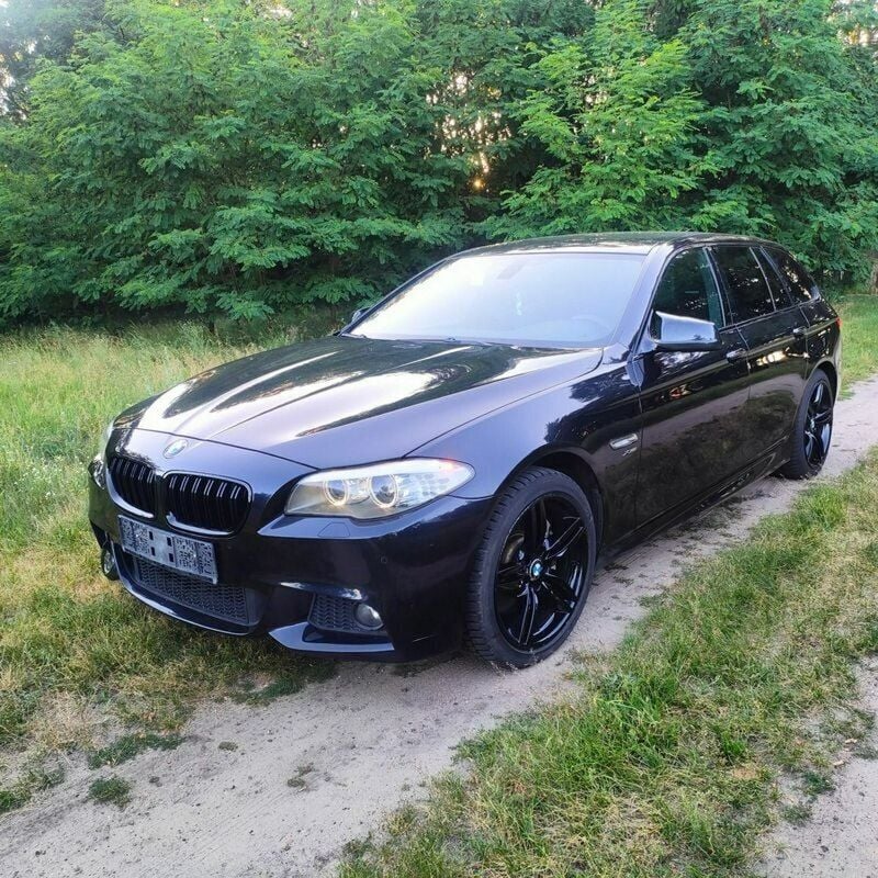 Inny (metalik) Używany 2012 BMW M550 Sedan/Limuzyna | 30 900 zł - Obraz 1/4