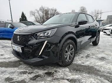 Używany Peugeot 2008 Active 130 KM (95 kW) 2021 Czarny SUV