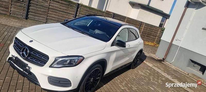 Używany Mercedes GLA250 AMG 264 KM (194 kW) 2020 Biały SUV