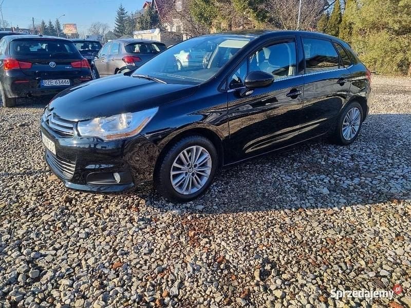 Czarny Używany 2013 Citroën C4 Hatchback | 19 900 zł (Uczciwa cena) - Obraz 1/4
