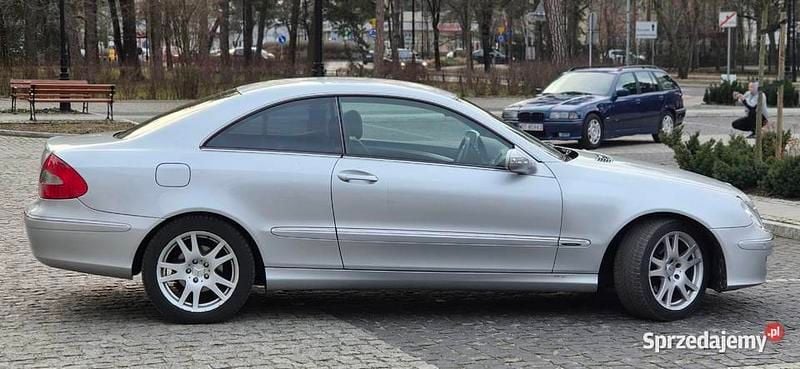 Używany Mercedes C200 Avantgarde 2006 Srebrny Coupe