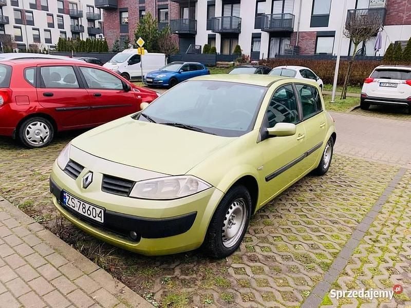 Używany Renault Mégane II 2003 Złoty Sedan/Limuzyna